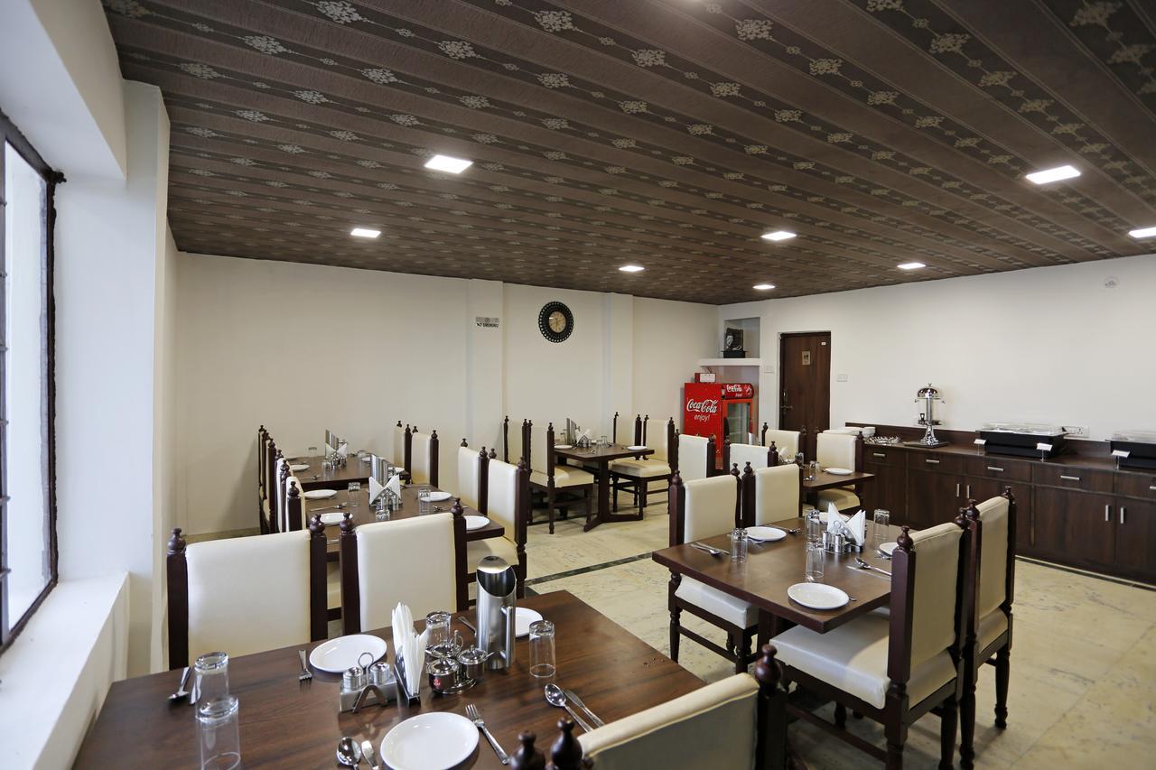 Oyo 8989 Hotel Raj Agra  Exterior photo